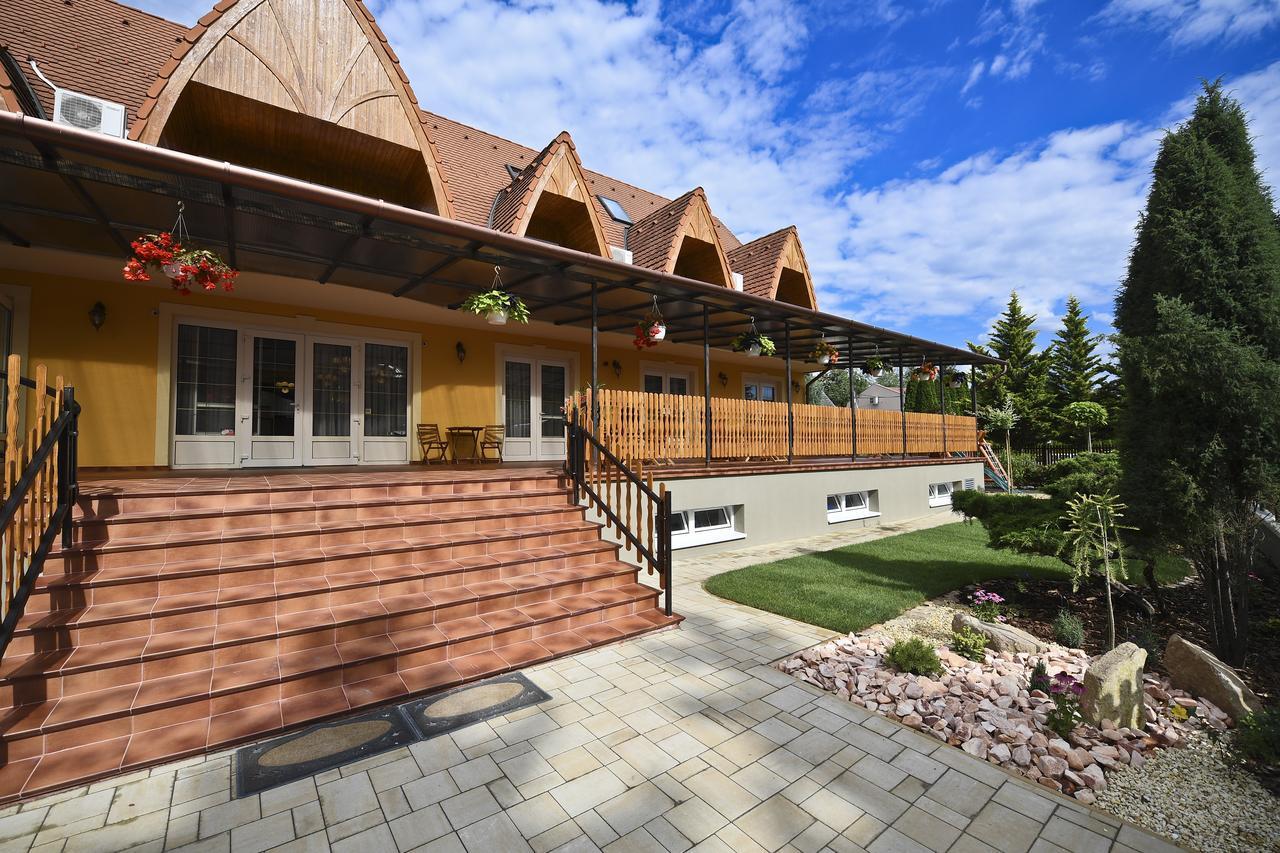 Rajna Villabridge&Spa Bogács 외부 사진